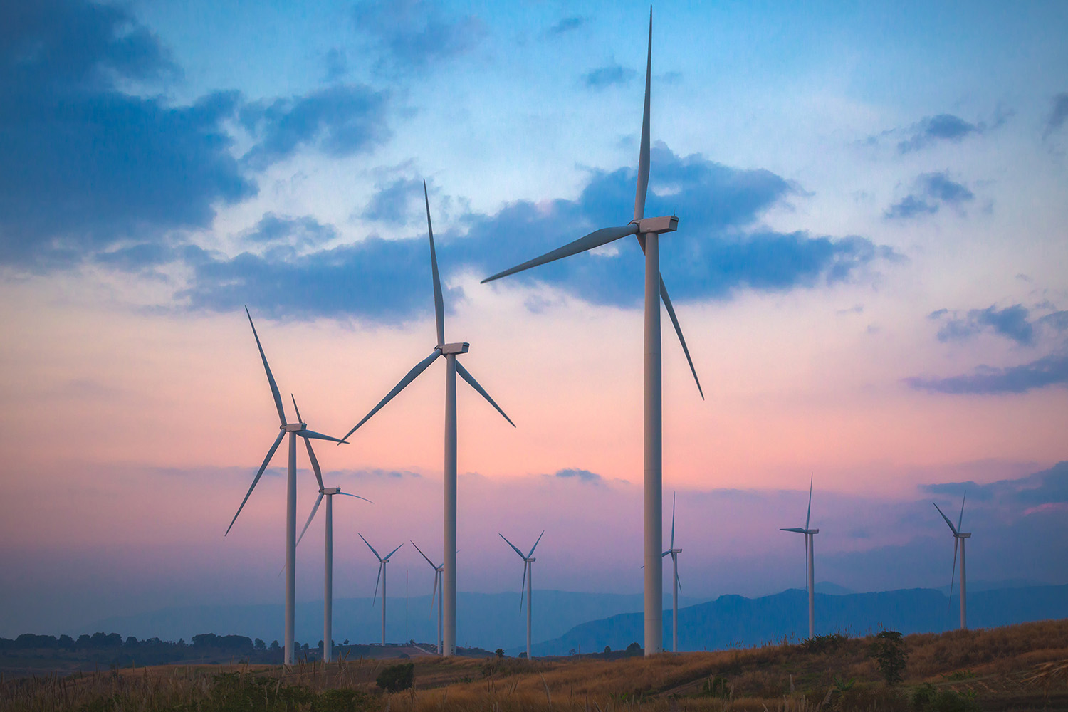 Wind turbine blade inspection highlighting structural integrity and performance risks